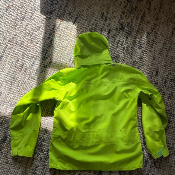 DNA Pirahna ski shell jacket. Size XL. Worn less than 10x. Was $199. - Picture 2 of 3